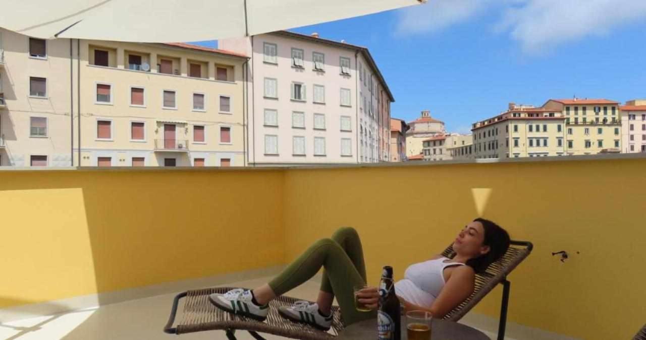 Waterfront Balcony I Grani 1 Resort Style Suite Livorno Exteriér fotografie
