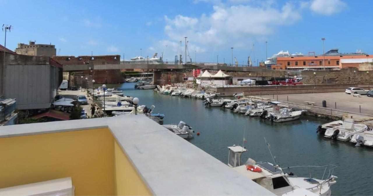 Waterfront Balcony I Grani 1 Resort Style Suite Livorno Exteriér fotografie